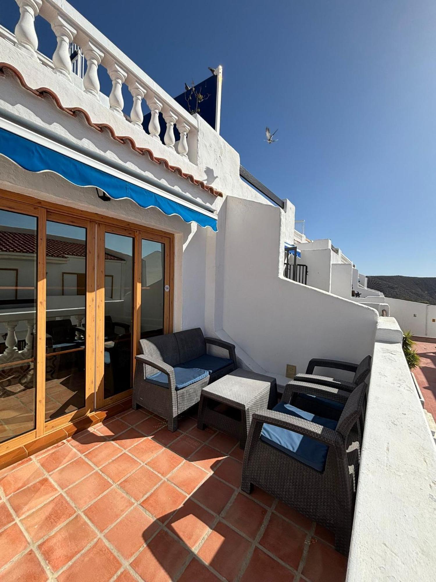 Los Cristianos Studio, Modern, Spacious, Pool,Wifi Арона Экстерьер фото